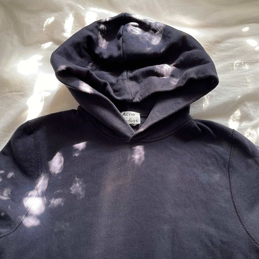 Acne studios film paw 16